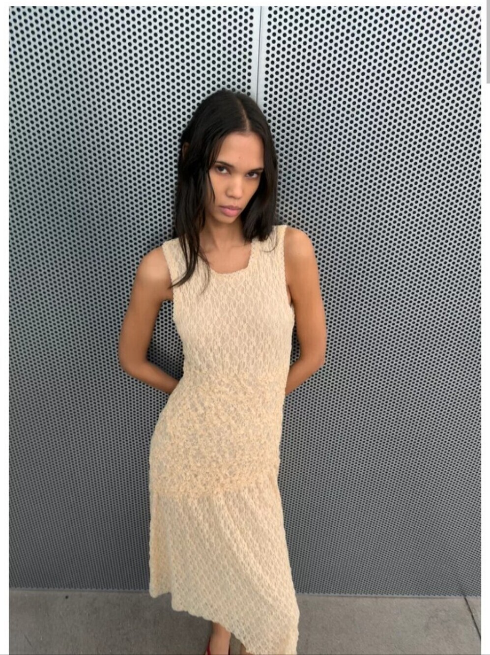 Zara Gathered Lace Midi Dress Is - Picture 4 of 13